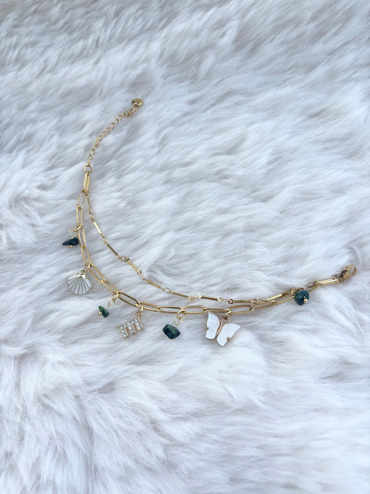 Cécile - Bracelet doré à pendentifs