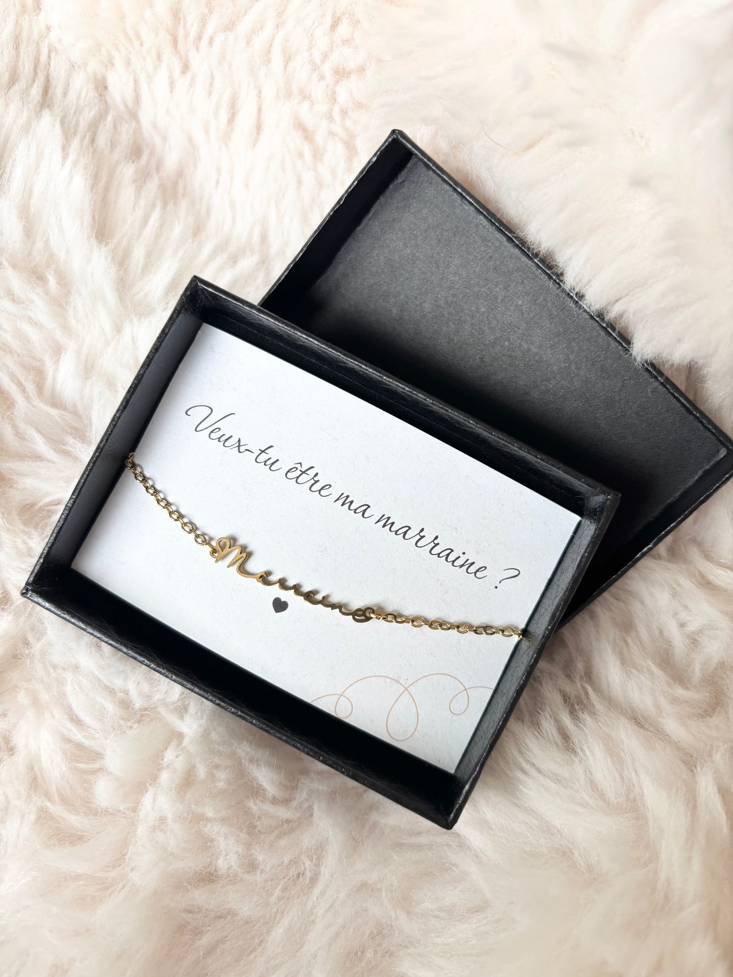 🌸 Bracelet écriture d’annonce – “Veux-tu être ma marraine ?”