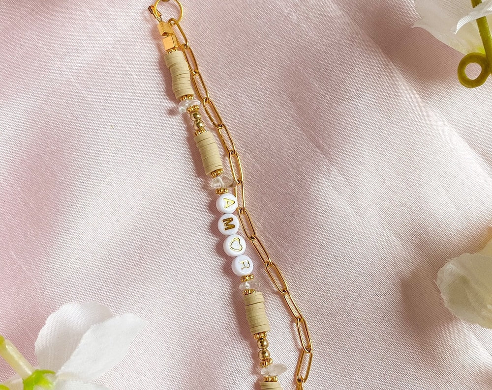 📱 Bijou de téléphone personnalisable – Perles Heishi